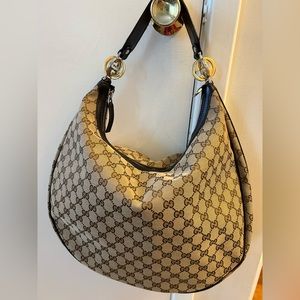 Gucci Large Hobo Bag , Beige Canvas, Double G hardware, includes Dust Bag